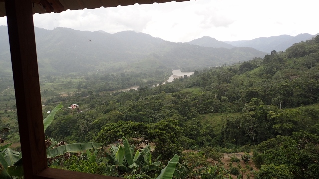 Blick aus dem Schlafzimmer des sich im Bau befindenden Hauses von Santi und Bettina